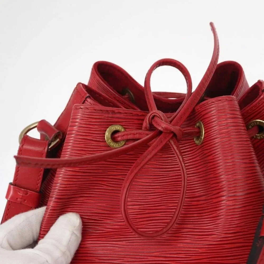 LOUIS VUITTON Epi Noe Shoulder Bag Red M44007 LV Auth mr1624